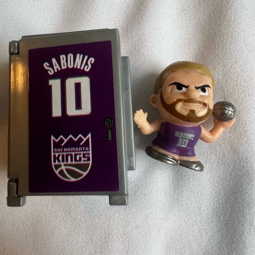 NBA San Antonio Kings Sabonis Teenymate Locker